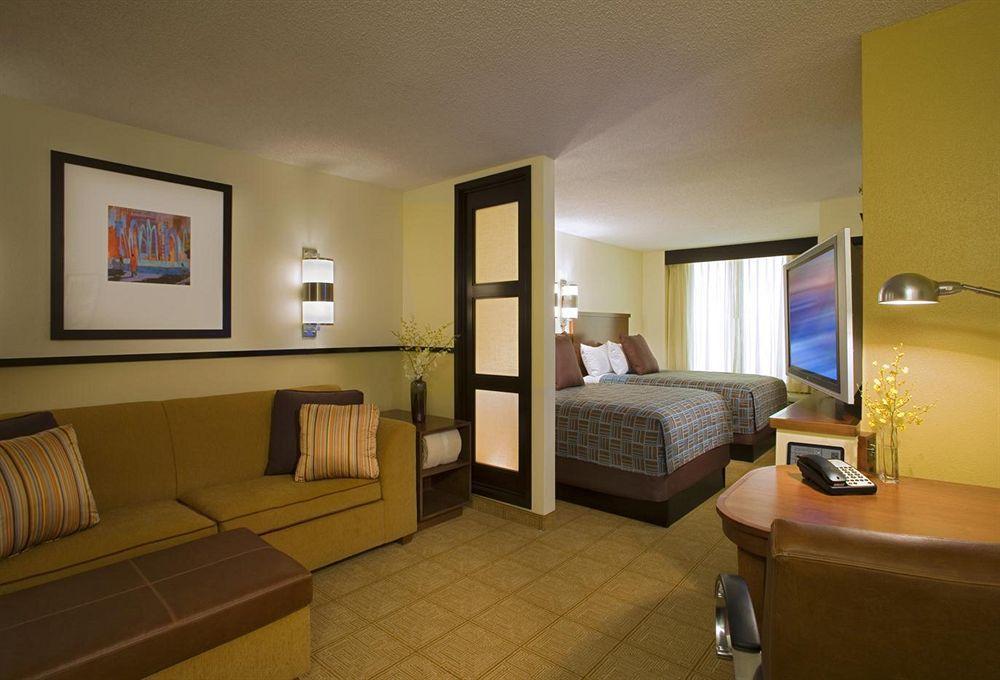 Hyatt Place Atlanta/Cobb Galleria Smyrna Exterior photo
